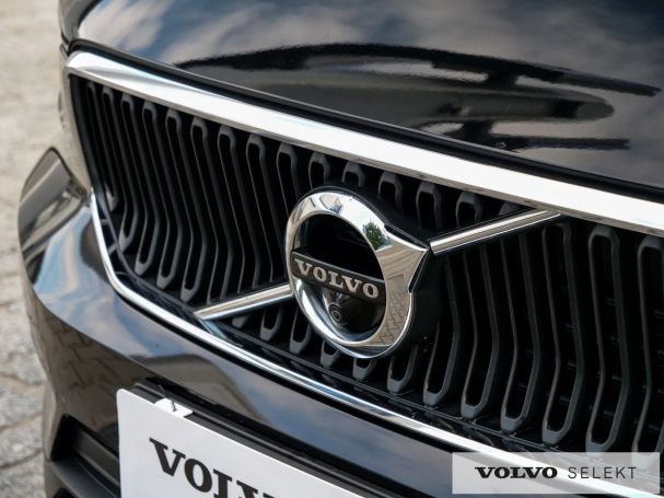 Volvo XC40 120 kW image number 11