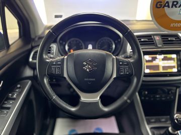 Car image 21