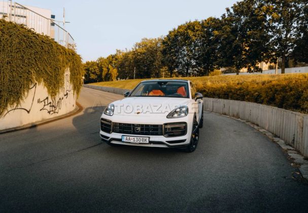 Porsche Cayenne Turbo Coupé GT 471 kW image number 4