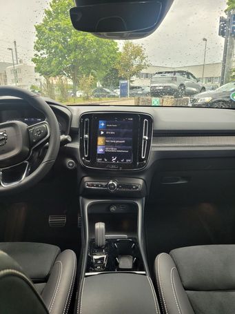 Volvo XC40 Recharge 192 kW image number 8