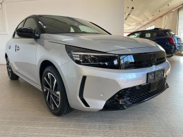 Car image 23