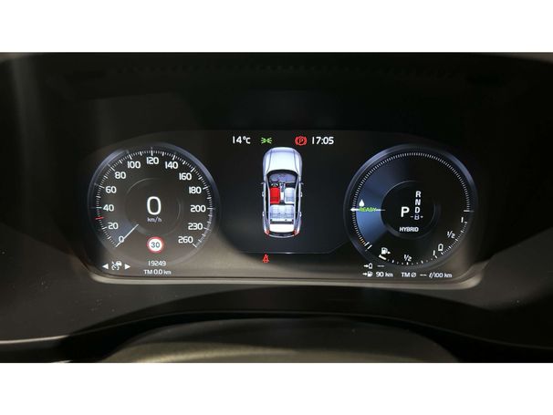 Volvo XC40 Recharge T4 Core 155 kW image number 11