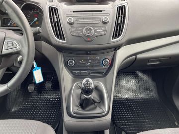 Car image 13