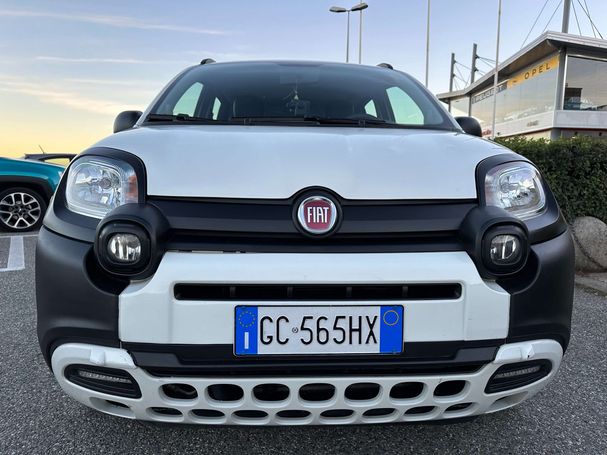 Fiat Panda Cross 1.0 Hybrid City 51 kW image number 3