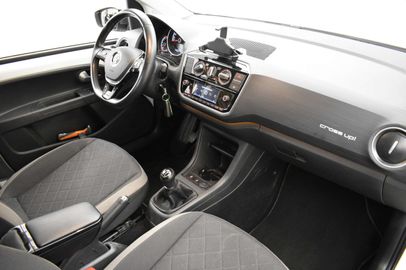 Car image 31