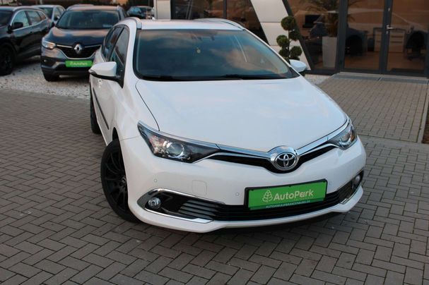 Toyota Auris Touring S Sports Executive 85 kW image number 1