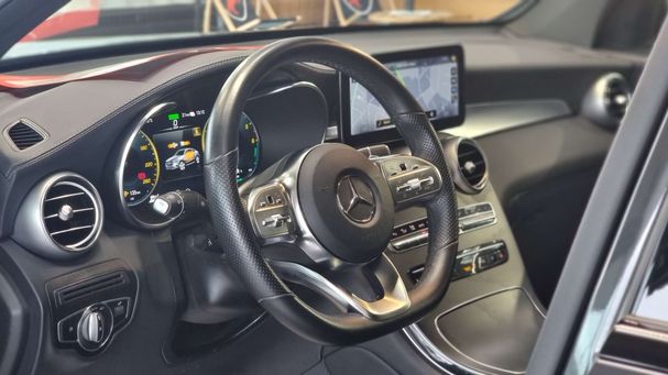 Mercedes-Benz GLC 300 de 4Matic 225 kW image number 22