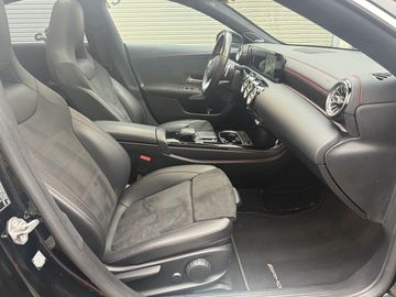 Car image 26