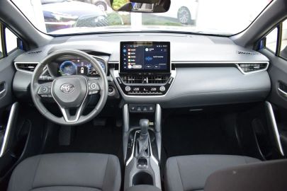 Car image 11