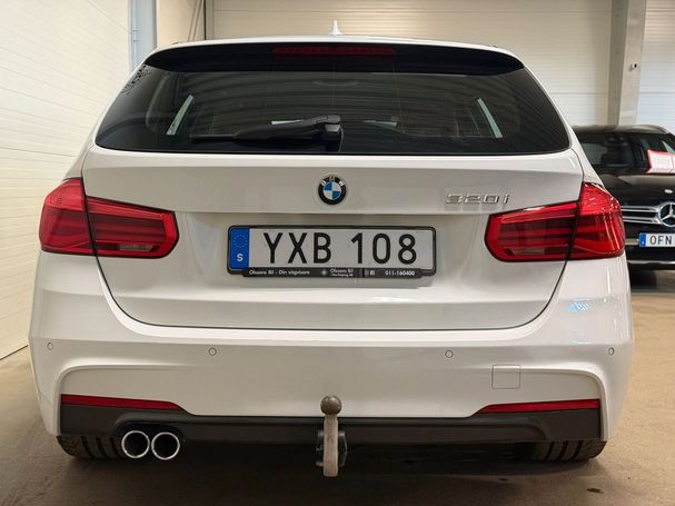 BMW 320i Touring 135 kW image number 3