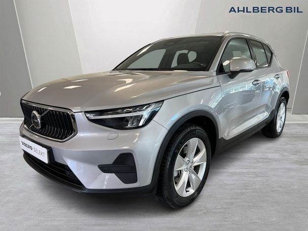 Volvo XC40 B4 Core 147 kW image number 1