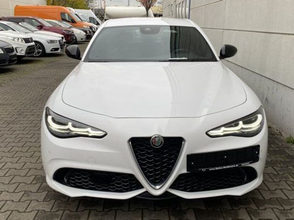 Alfa Romeo Giulia 2.0 Turbo Q4 206 kW image number 6