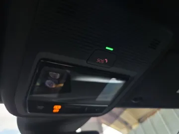 Car image 46