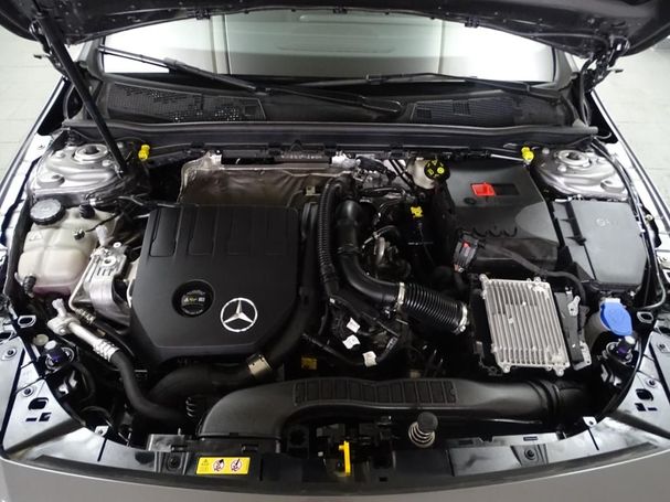 Mercedes-Benz A 180 100 kW image number 21