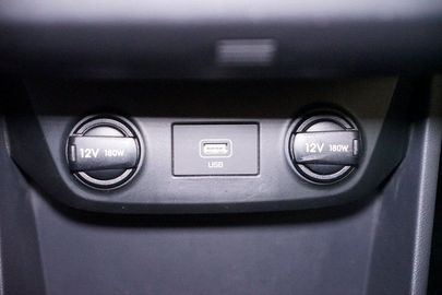 Car image 29