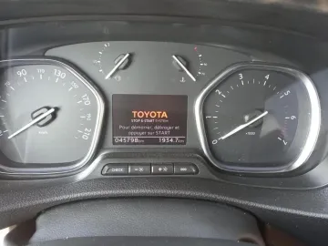 Car image 31