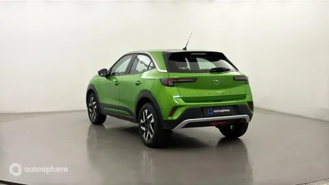 Car image 4