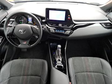 Car image 6