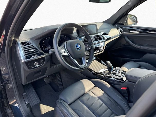 BMW iX3 210 kW image number 6