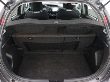 Car image 37