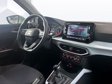 Car image 15