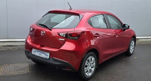 Car image 2