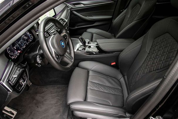 BMW 530 Touring 215 kW image number 8