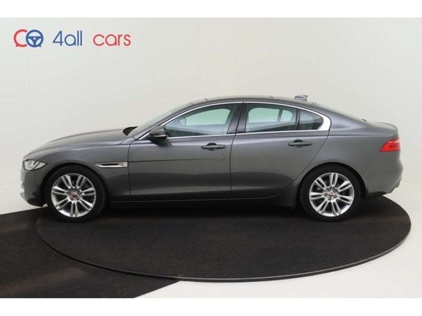 Jaguar XE 132 kW image number 6