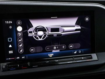 Car image 28