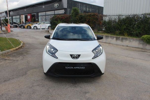 Toyota Aygo X 1.0 VVT-i 53 kW image number 2