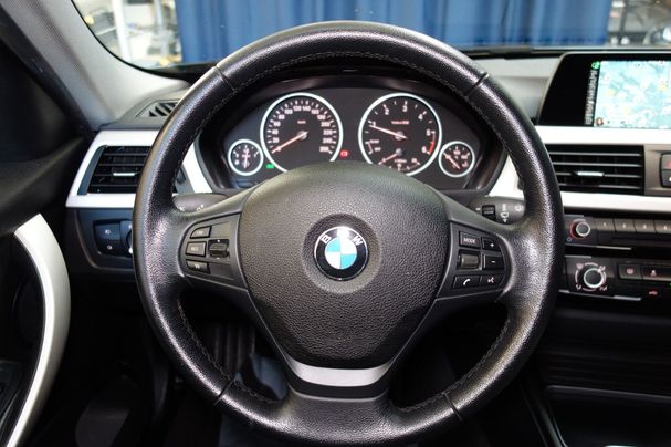 BMW 320d 140 kW image number 36