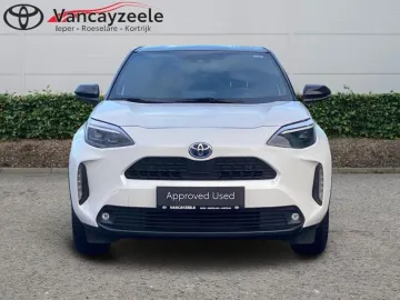 Car image 2