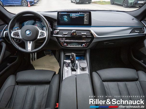 BMW 530 Touring xDrive 215 kW image number 9