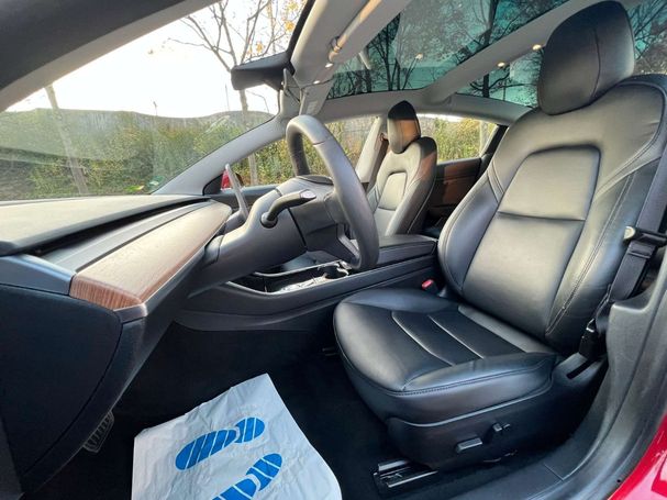 Tesla Model 3 Plus 239 kW image number 12