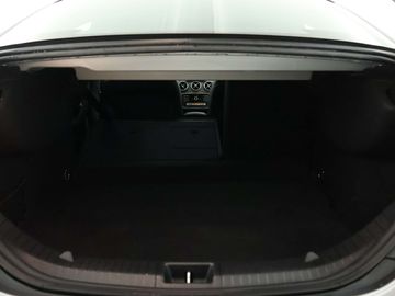 Car image 38