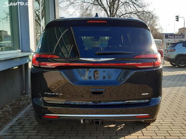 Chrysler Pacifica 214 kW image number 4