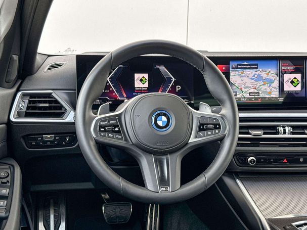 BMW 330 e 215 kW image number 8