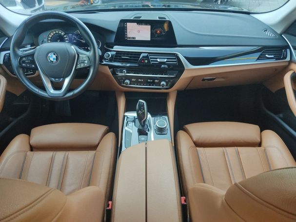 BMW 530d Touring xDrive 195 kW image number 9