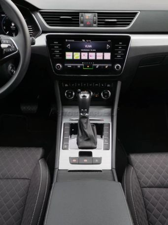 Skoda Superb Combi 2.0 TDI Ambition 110 kW image number 14