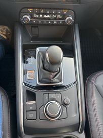 Car image 30