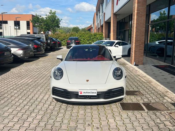 Porsche 992 Carrera 4S 331 kW image number 2