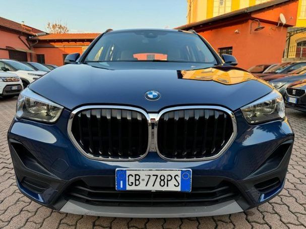 BMW X1 sDrive18i Advantage 103 kW image number 3