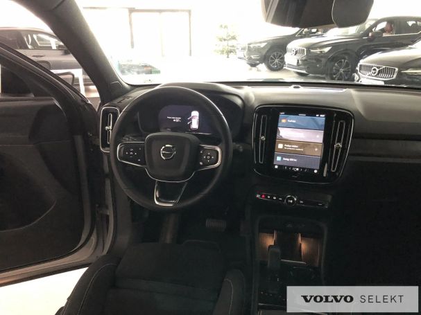 Volvo XC40 170 kW image number 33