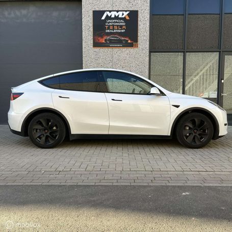 Tesla Model Y 220 kW image number 3