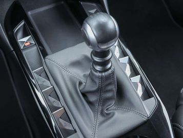 Car image 37