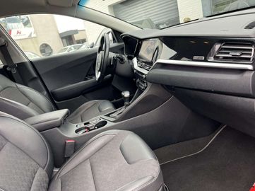 Car image 31