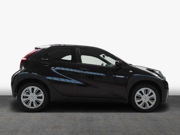 Toyota Aygo X 53 kW image number 2