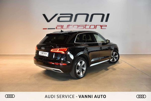 Audi Q5 40 TDI quattro S tronic Business 150 kW image number 3