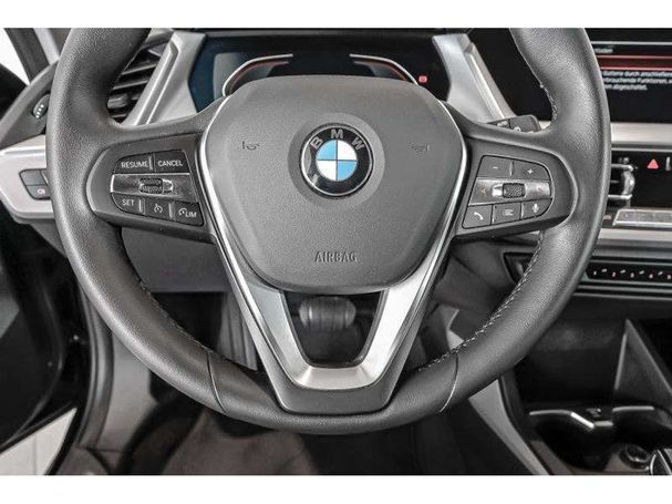 BMW 118i Advantage 100 kW image number 8