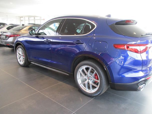 Alfa Romeo Stelvio 2.0 Turbo 16V AT8-Q4 Lusso 206 kW image number 5